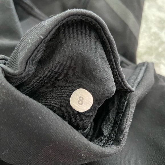 Lululemon Cropped Leggings - Picture 7 of 7
